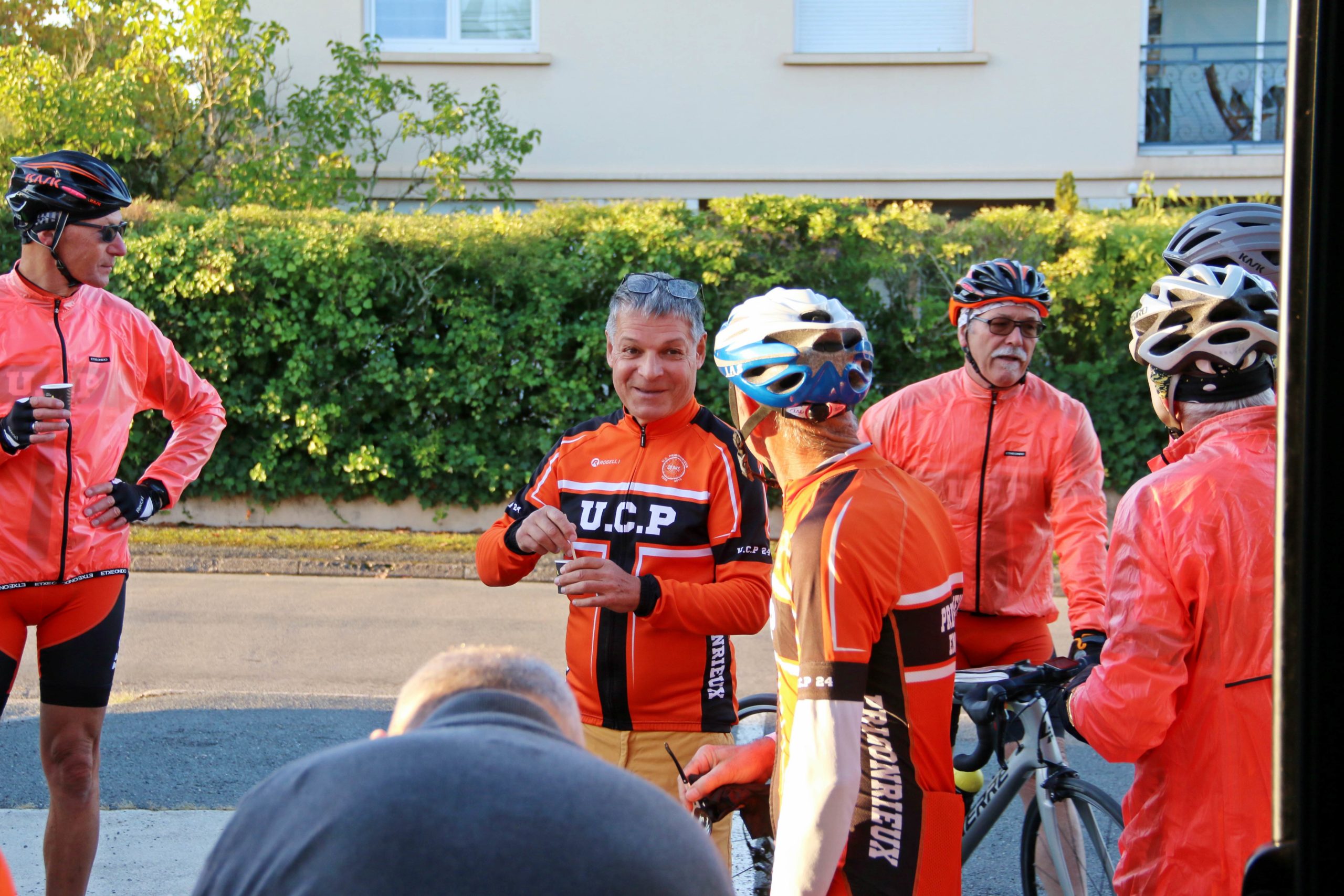 1ère Bourse aux vélos de l’ucp en image